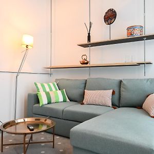 Coqueto Y Acogedor Apartamento Temporal Con Estilo En Madrid Fov16