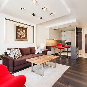 Apartment With Private Parking - Lubicz 17 Street