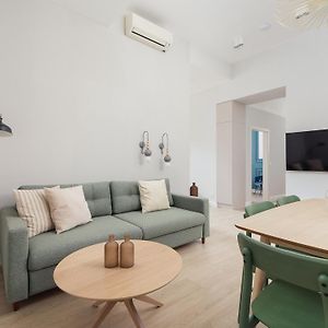 4 Bedroom Apartment - Main Square