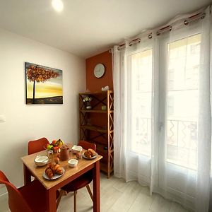 La Riche Histoire De Pezenas