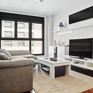 Modern 2 Bedroom Apartment Near Retiro Close To Metro