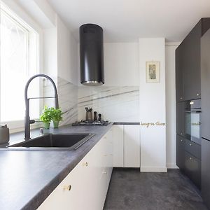 Downtown Apartment Near River By Rentujemy