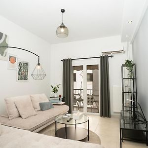 Cozy 1 Bedroom Apartment In The Heart Of Pangrati