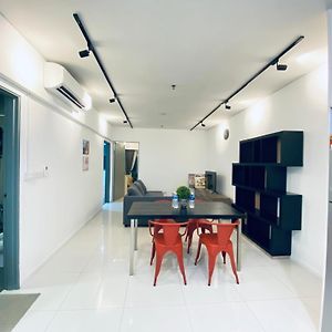 Appartement à 2 Chambres à Coucher