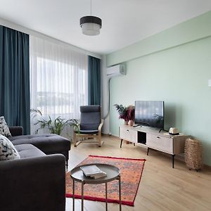 Appartement à 2 Chambres à Coucher
