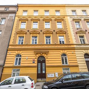 Apartments Holandska 36