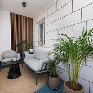 Appartement à 3 Chambres à Coucher