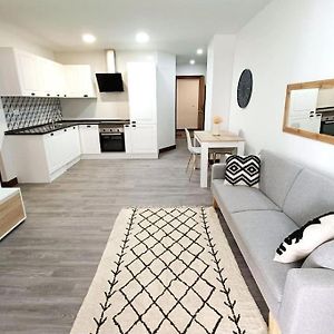 Appartement à 2 Chambres à Coucher