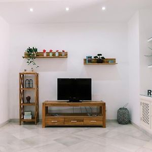 Wonderful 3 Bedroom Flat In The Heart Of Triana