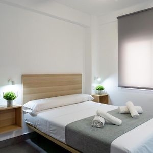 Apartamento Amplio Con Dos Banos
