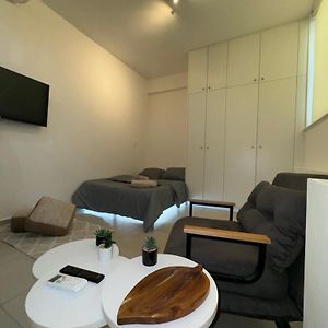 Quiet Stylish Studio