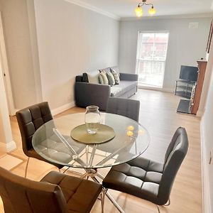 Dublin City Apartment - 2 Bedrooms