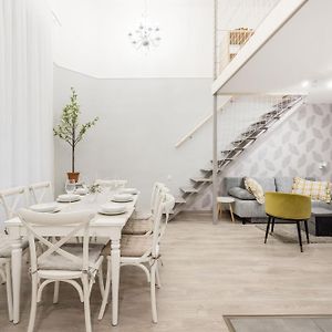 Appartement à 3 Chambres à Coucher