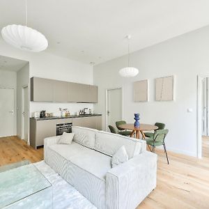 Appartement à 2 Chambres à Coucher