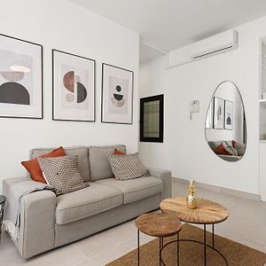Appartement à 2 Chambres à Coucher