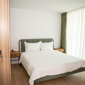Appartement à 3 Chambres à Coucher