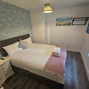 3 Eyre Square Lane