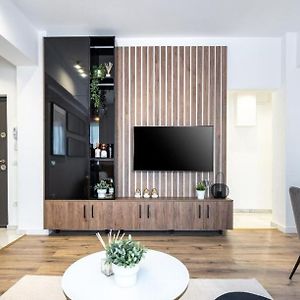Majestic Apartament With View In Magheru