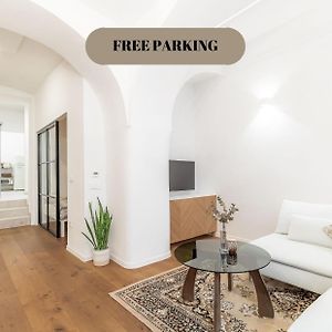 Apartment Mona