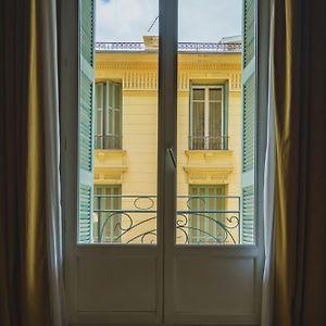 Chambre Lit Queen-Size