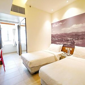 Chambre Standarde Lit Queen-Size