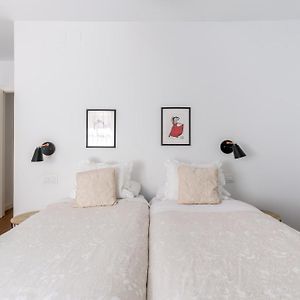 Appartement à 2 Chambres à Coucher