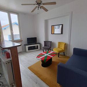 Appartement à 3 Chambres à Coucher