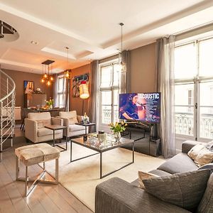 1Min Walk From Champs Elysees - Avenue Montaigne - Ac - Self-Checkin - Working Desk