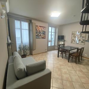 Appartement à 3 Chambres à Coucher
