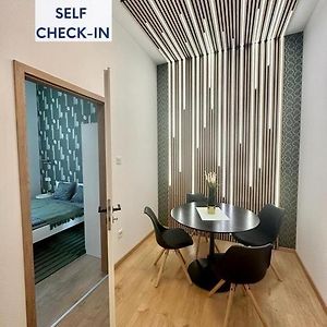 Apartment At Gozsdu Courtyard #Partyzone #Downtown #Freeparking