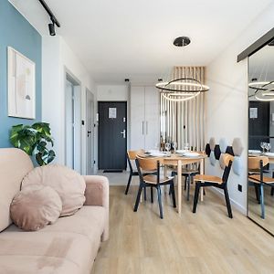 Blue Matcha Premium Apartment Okopowa