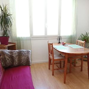 Appartement à 2 Chambres à Coucher