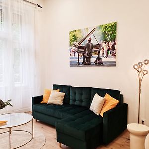 Liszt Apartment With Balcony And Garage Available -Symphony 1