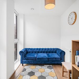 Appartement à 2 Chambres à Coucher