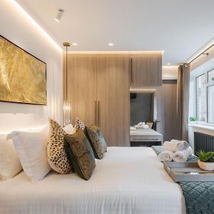 Appartement à 2 Chambres à Coucher