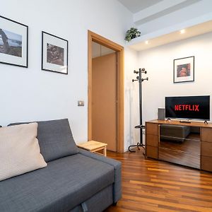 Cozy Apartment Near Milano Centrale - 4 Guests