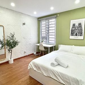 Appartement à 3 Chambres à Coucher