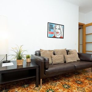 Appartement à 3 Chambres à Coucher