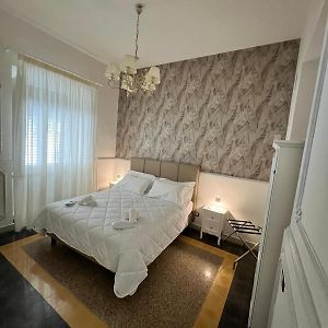 Aragona House
