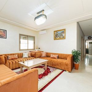 Appartement Familial à 2 Chambres à Coucher