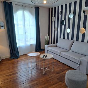 Appartement à 2 Chambres à Coucher