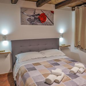 La Folkloressa Apartments