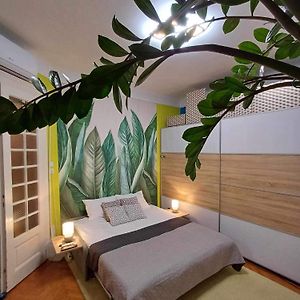 Appartement à 3 Chambres à Coucher