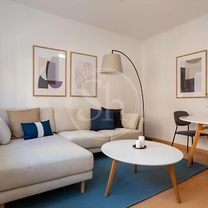 Appartement à 3 Chambres à Coucher