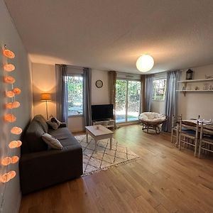 Appartement à 2 Chambres à Coucher