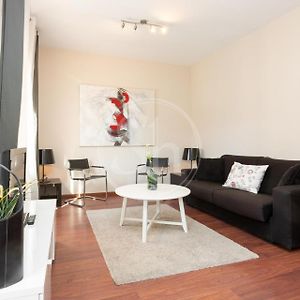 Appartement à 3 Chambres à Coucher