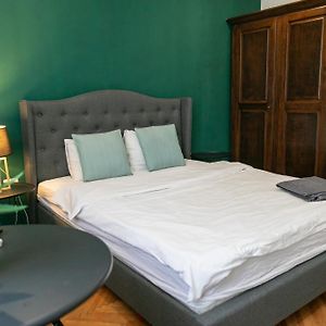 Color Studio Blv Elisabeta 23
