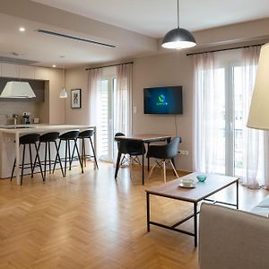 Appartement à 3 Chambres à Coucher