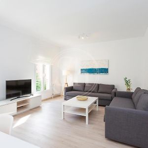Appartement à 2 Chambres à Coucher