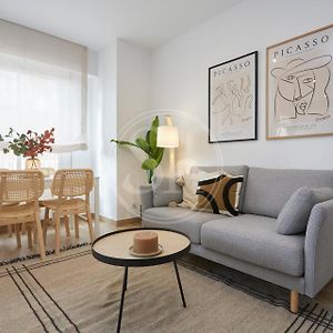 Appartement à 3 Chambres à Coucher